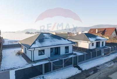 Casa 4 camere-594 mp teren,  construcție noua-Harman - 12