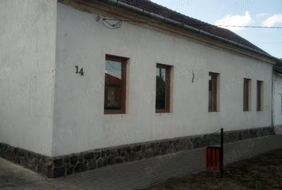 Casă cu 3 camere în Ineu - 2