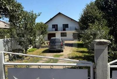 Casa etaj si garaj, 165 mp utili, 800 mp teren, zona Itcani