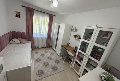 Apartament cu 3 camere decomandat în Central - 2