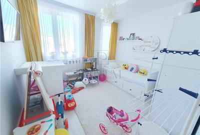 Apartament cu 3 camere decomandat, mobilat în Dumbrăvița - 9