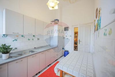 Spatiu ultracentral in Oradea, 171 mp, clinica sau birouri, de vanzare - 19