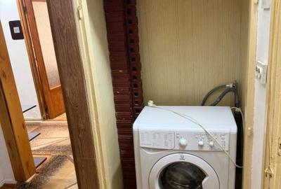 Apartament cu 3 camere decomandat în Micălaca