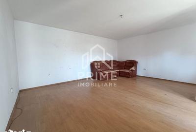 Casă cu 6 camere cu Teren 1100 Mp în Teiu - 6