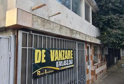 Casă cu 6 camere cu Canalizare în Vest - 3
