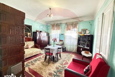 Casă cu 4 camere cu Teren 250 Mp în Central - 8