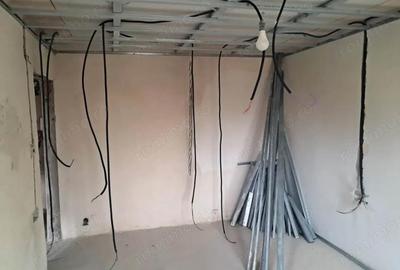 Apartament cu 3 camere decomandat în 9 Mai