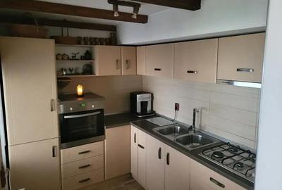 Casă cu 4 camere în Central - 11