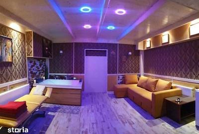 Spațiu comercial, de 230 mp, în Central - 7