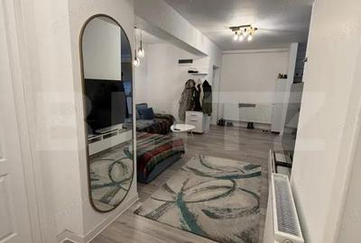 Apartament cu 3 camere semidecomandat în Central - 10