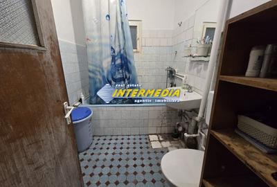 Apartament cu 4 camere decomandat în Cetate - 9