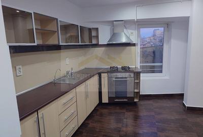 Apartament cu 4 camere decomandat, mobilat în Libertății - 5