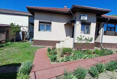 Casă în Central - 2