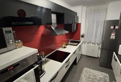 Apartament cu 3 camere decomandat în Nufărul - 7