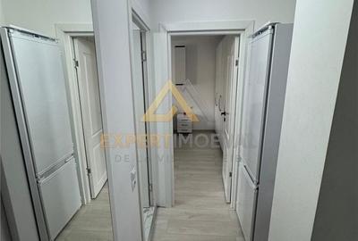 Garsonieră în Traian - 2