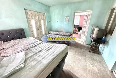 Casă cu 3 camere cu Teren 730 Mp în Central - 3