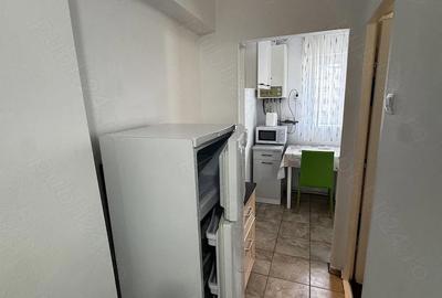 Garsonieră decomandată, mobilată în Cetate - 4