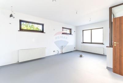 Spatiu de inchiriat in Tractorul - 125 mp, renovat - 16