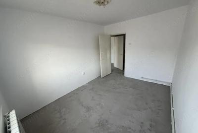 Vest - 2 camere, etaj 2, centrala gaz - 4