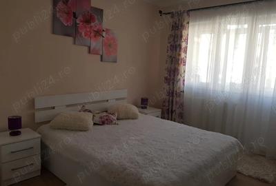 Apartament cu 3 camere decomandat în Central - 1