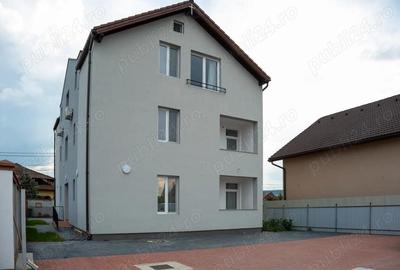 Societate comerciala inchiriem spatiu pentru birouri, ap 50 mp - 1