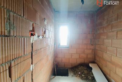 Apartament 3 camere decomandat 72 mp cu gradina de 100 mp in Giroc- V2808 - 8