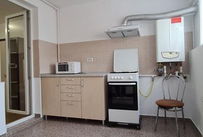 Apartament cu 2 camere decomandat în 13 Septembrie - 7