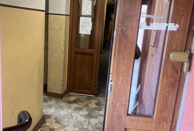 Garsonieră decomandată în Central - 8