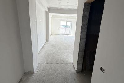 Apartament cu 2 camere decomandat în Popoveni - 4