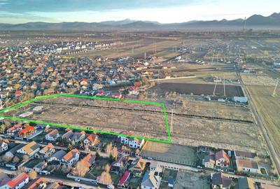 Teren intravilan cu Autorizatie de Construire - 1