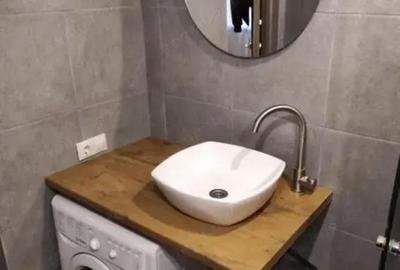 Apartament cu 2 camere decomandat în Gării