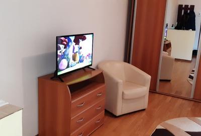 Închiriez garsoniera tomis 3 - 4