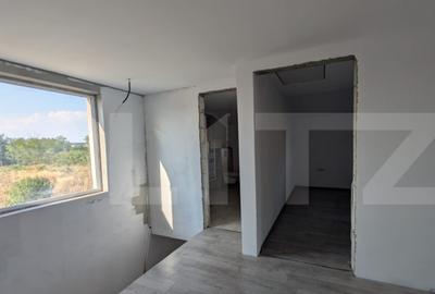 Casă cu 7 camere cu Teren 1790 Mp în Bungetu - 2