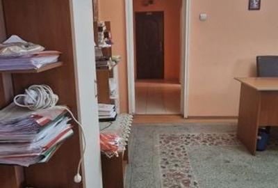 Trei camere etajul 1 , apartament Central. - 12