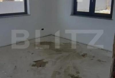 Casă cu 5 camere cu Teren 950 Mp în Central - 10