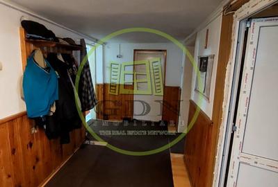 Casa 5 camere  suprafata utila 126 mp , teren 684,spre vanzare in Saliste - 14