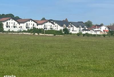 Teren de 646 mp, în Central