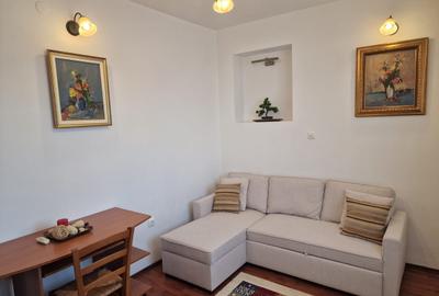 Apartament cu 3 camere decomandat, mobilat în Dorobanți