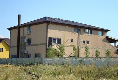 Casă cu 11 camere cu Teren 633 Mp în Clinceni - 1