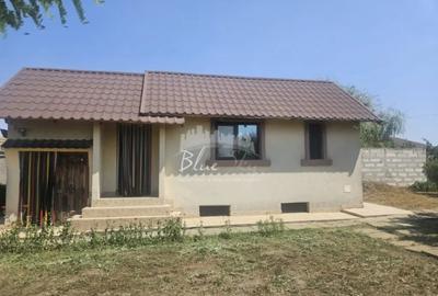 Casă cu 2 camere cu Canalizare în Mihail Kogălniceanu - 14