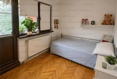 Apartament cu 2 camere decomandat în Astra
