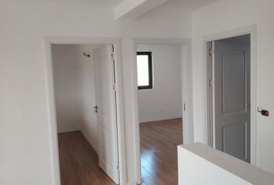 Casă cu 3 camere în Colibași - 7
