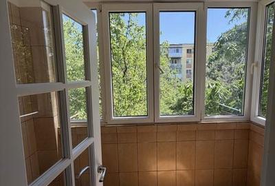 Apartament cu 2 camere decomandat în Rovine - 3