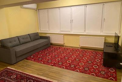 Apartament cu 2 camere decomandat în Berceni
