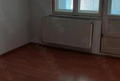 OCAZIE! Pe str.Regele Ferdinand, garsoniera de vanzare, etaj 2, la 24000 euro - 4