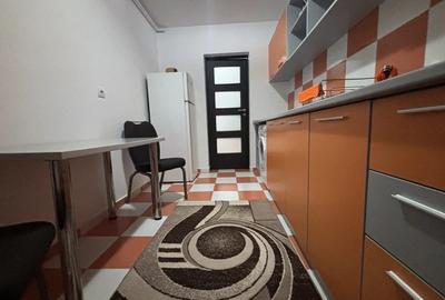 Inchiriez garsoniera - 7