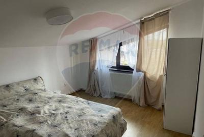 Casă / Vilă cu 5 camere de închiriat în zona Bariera Valcii - 2