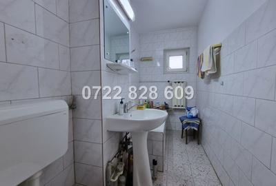 Apartament cu 2 camere decomandat în Aviației