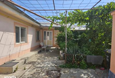 Casă cu 3 camere cu Teren 352 Mp în Central - 7