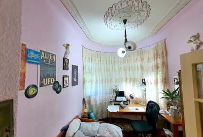 Apartament de vanzare in vila cu curte de 300mp MENUETULUI- Piata Presei Libere - 12